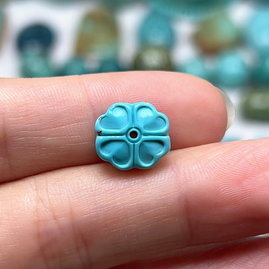 未镶嵌绿松石珠宝奇石