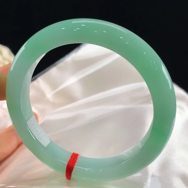 翡翠手镯未镶嵌111-1016