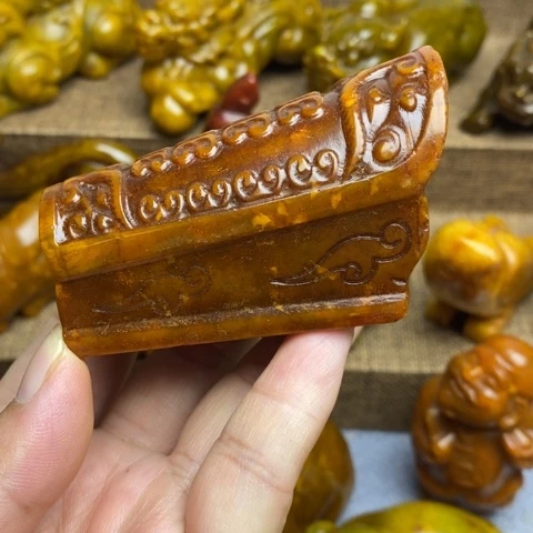 蛇纹石玉未镶嵌颈饰11