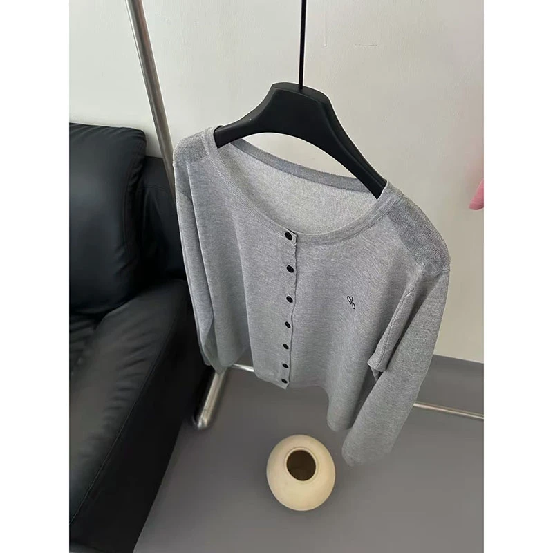 【刺绣单排扣开衫】巨好穿~温柔舒适防晒休闲正肩针织开衫女上衣