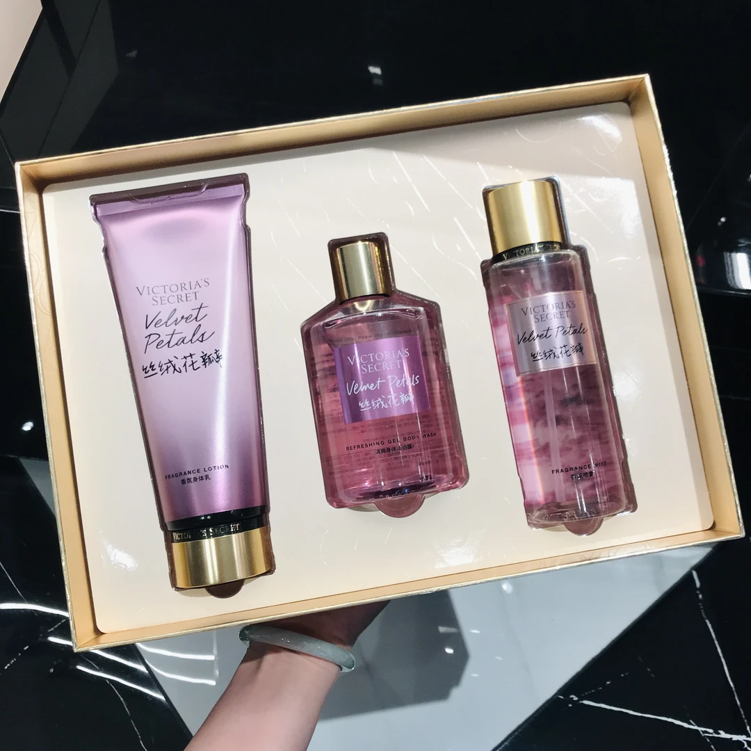 【节日礼盒】礼物维密香水身体乳组合礼盒套装丝绒花瓣送礼女朋友