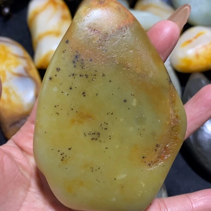 颈饰未镶嵌和田玉（糖玉）28