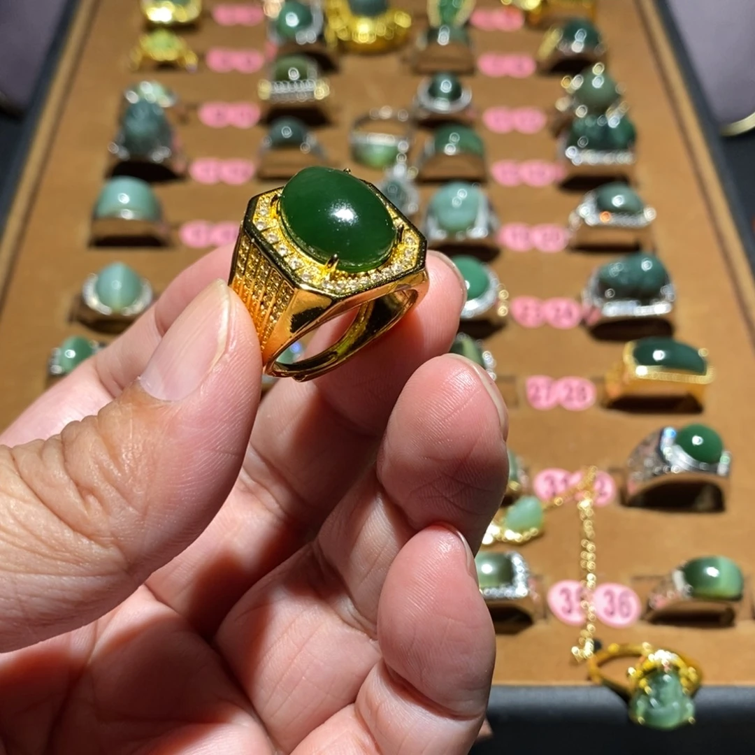 和田玉未镶嵌戒圈