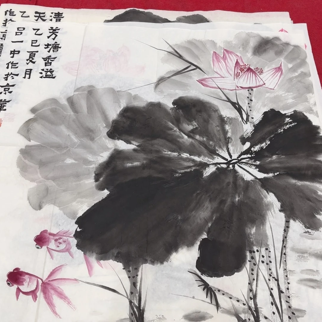 国画花鸟的翅膀是一个