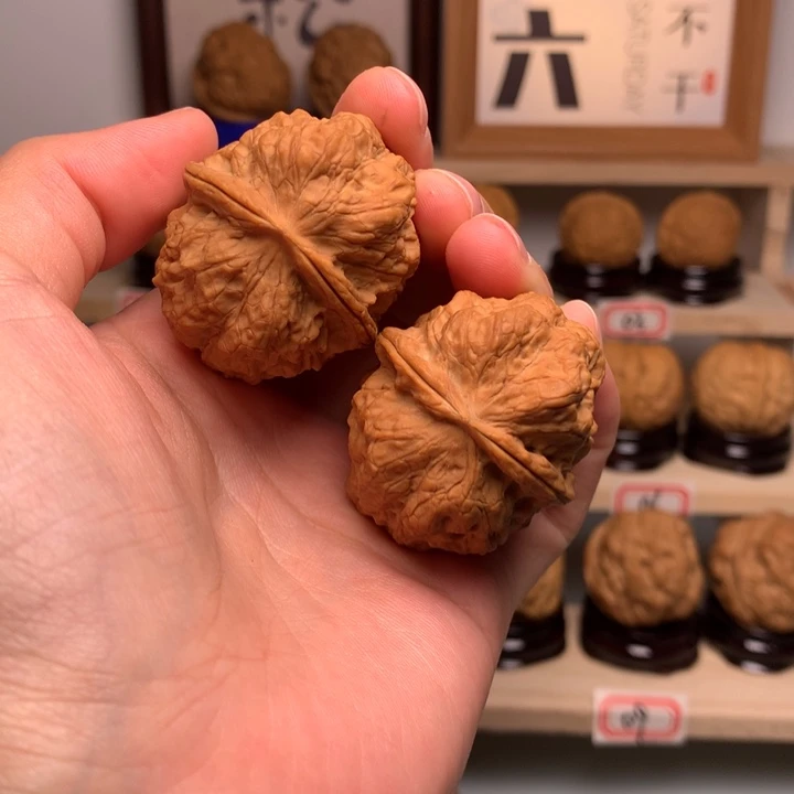 文玩核桃把件20唐狮金蟾39尺