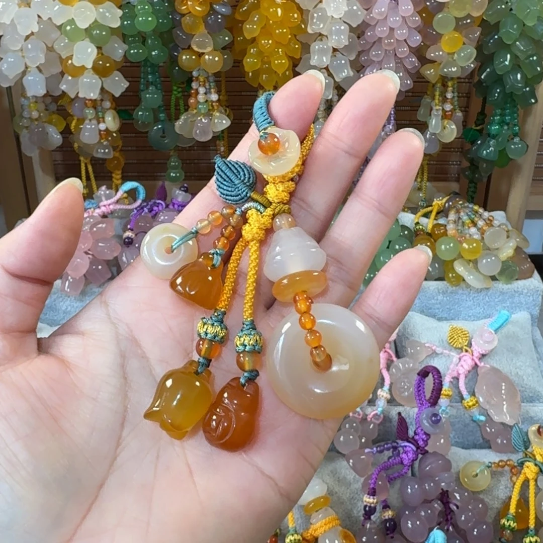 玛瑙/玉髓未镶嵌钥匙挂件