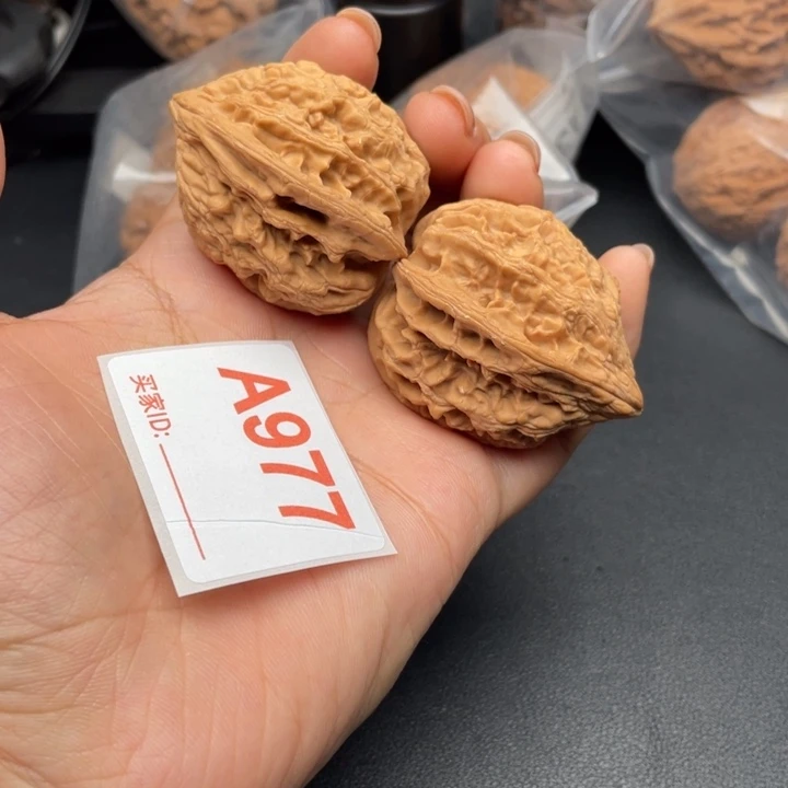 文玩核桃吊坠核桃