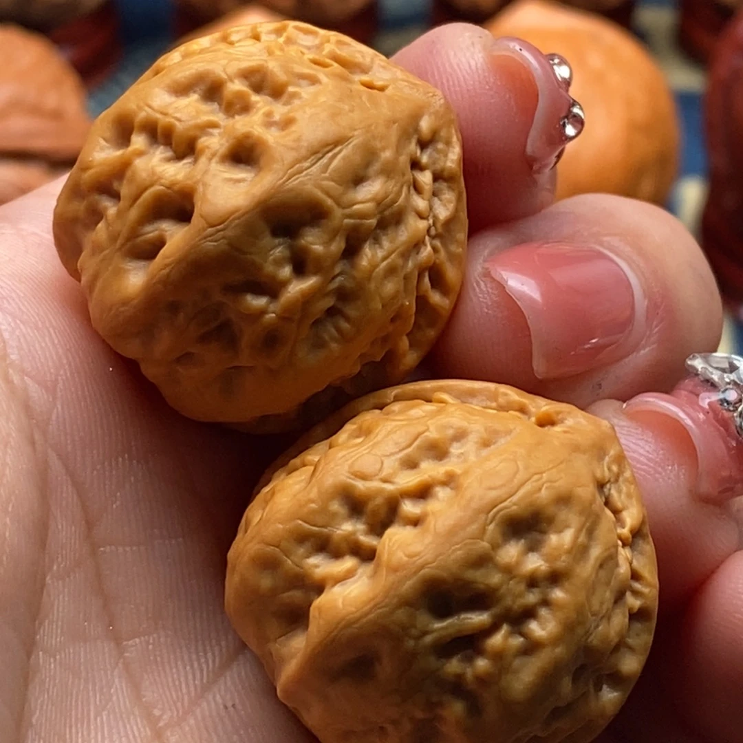 文玩核桃把件精品小手捻