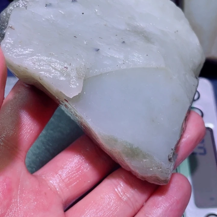 和田玉（糖玉）未镶嵌珠宝半成品