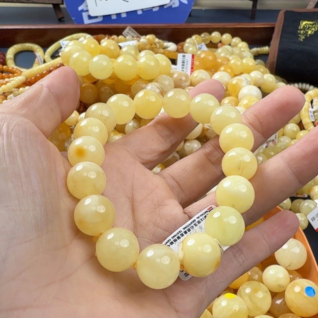 未镶嵌琥珀珠宝奇石