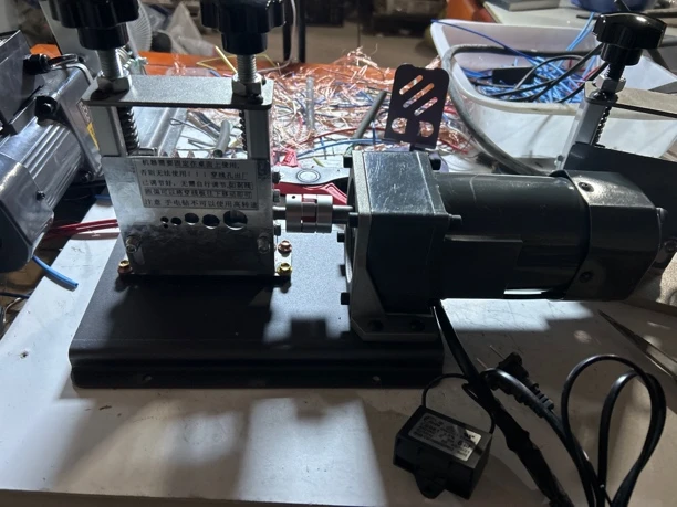 剥线机90w如图成色 松5刀