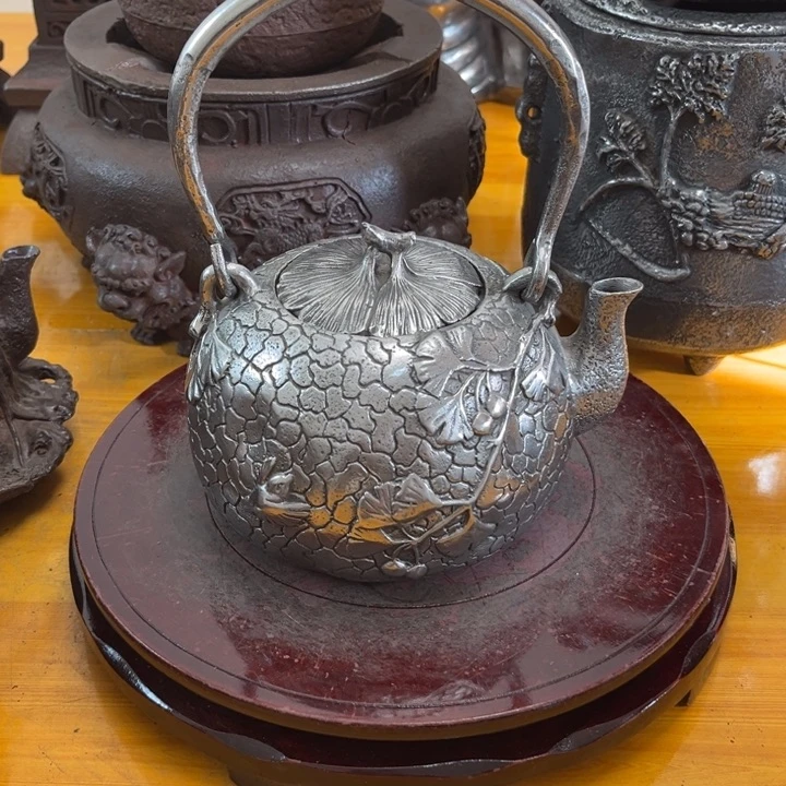 怎***过噜噜好想看我和他谈一聊呀