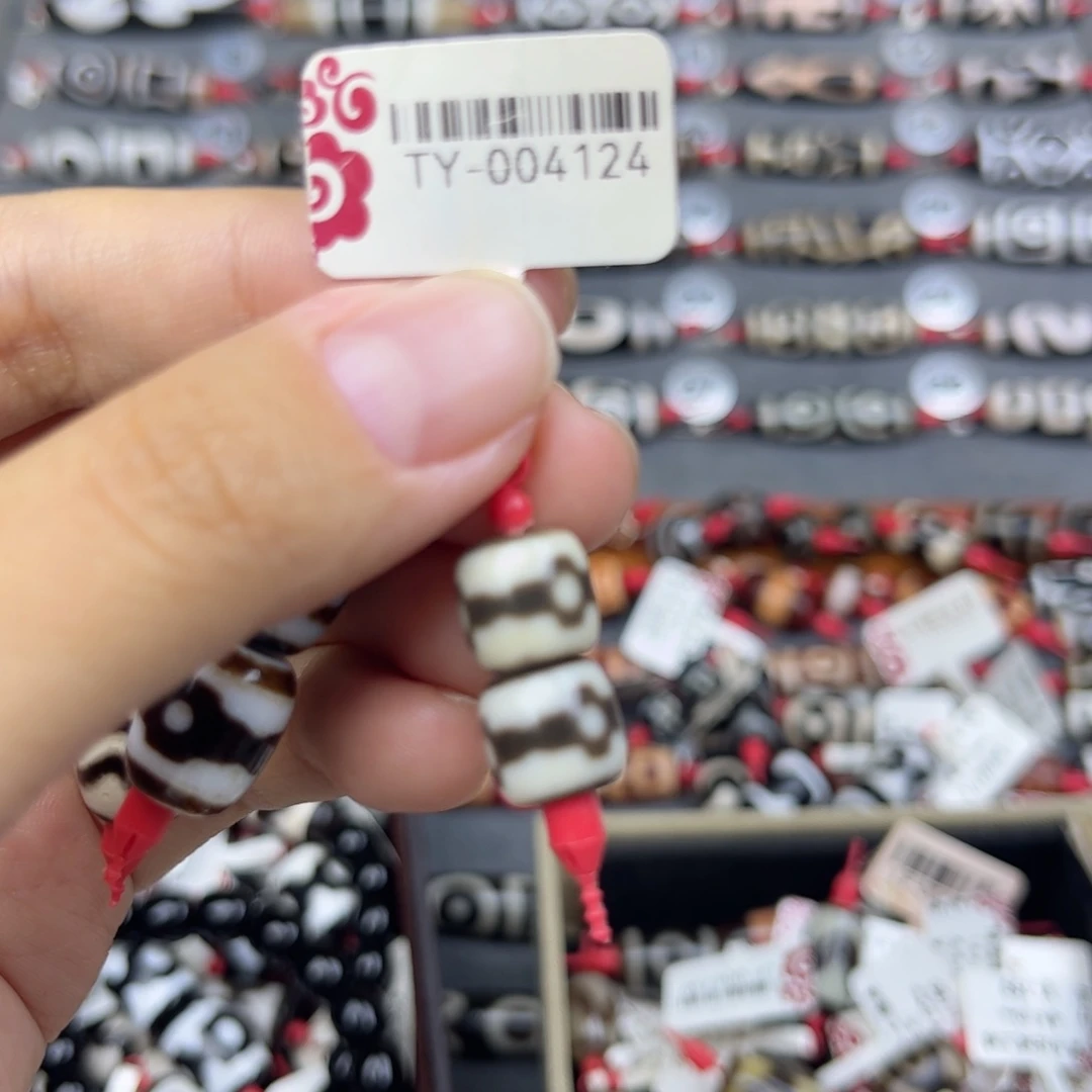 油***）合金颈饰玛瑙/玉髓