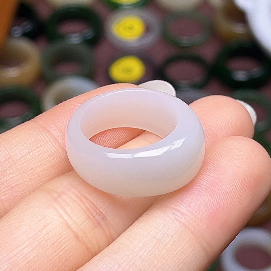 和田玉未镶嵌戒指17.6且末白馒头