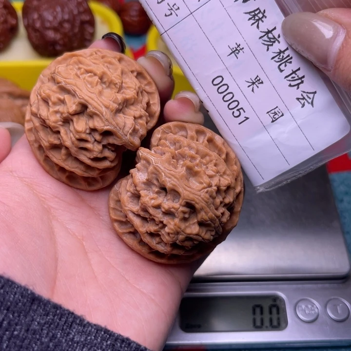 ****把件文玩核桃苹果园44.000051