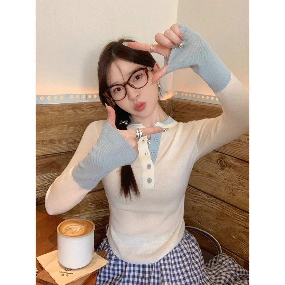 开春韩系穿搭撞色针织衫女春季新款设计感小众修身显瘦多巴胺上衣