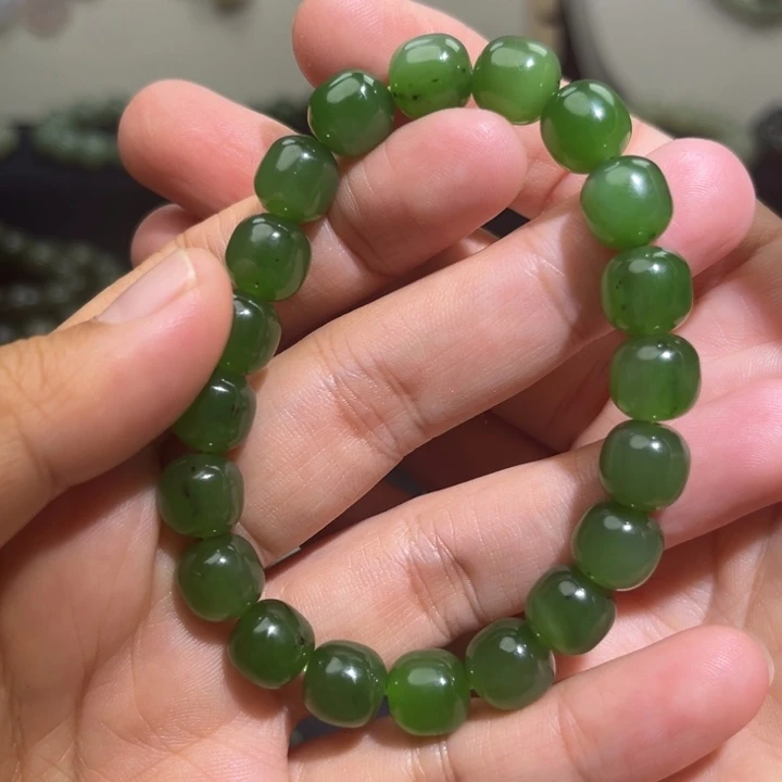 和田玉未镶嵌手链卡10