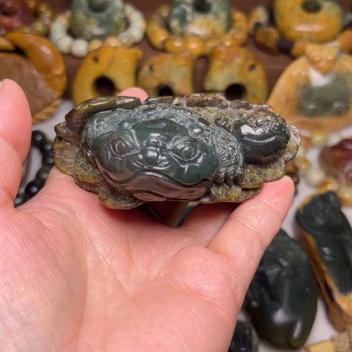 岫岩河磨玉（透闪石质玉）未镶嵌珠宝奇石