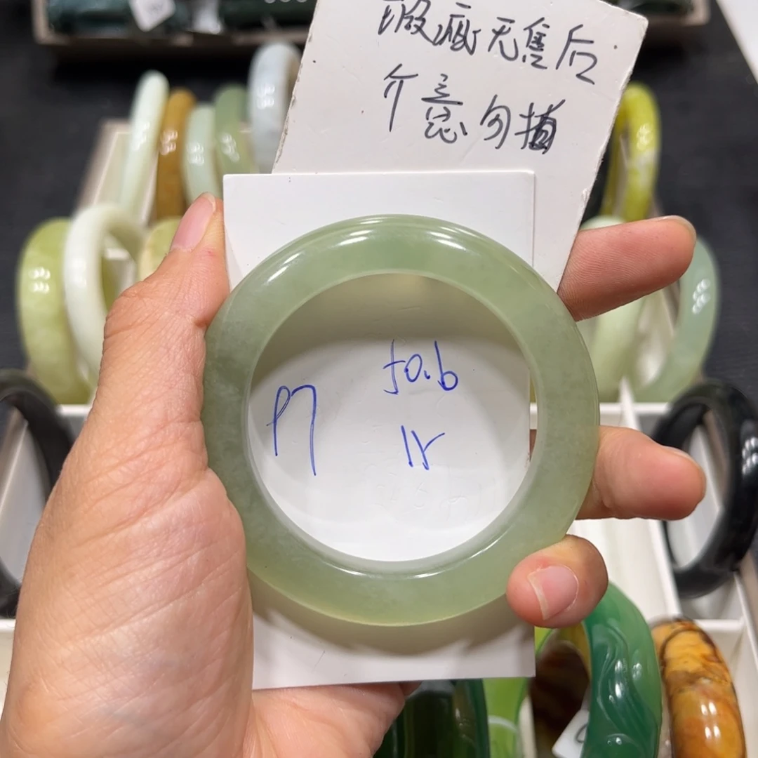 未镶嵌蛇纹石玉手镯