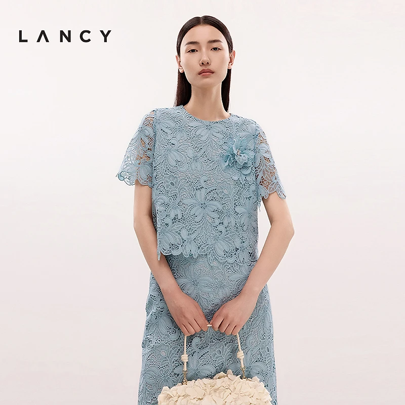 LANCY/朗姿2025夏新款法式设计感镂空重工蕾丝衬衫短袖圆领上衣女