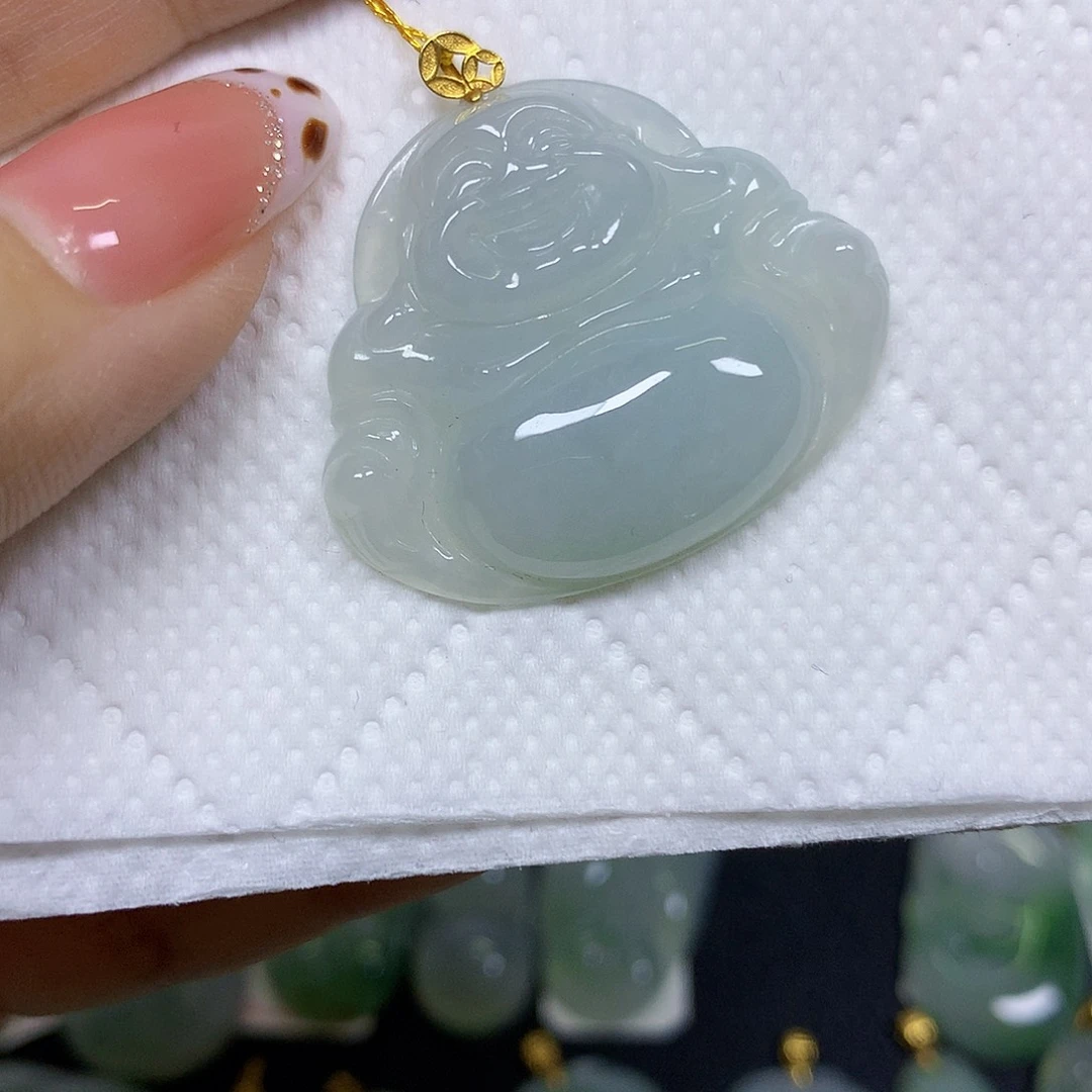 颈饰18K金镶嵌翡翠挂件