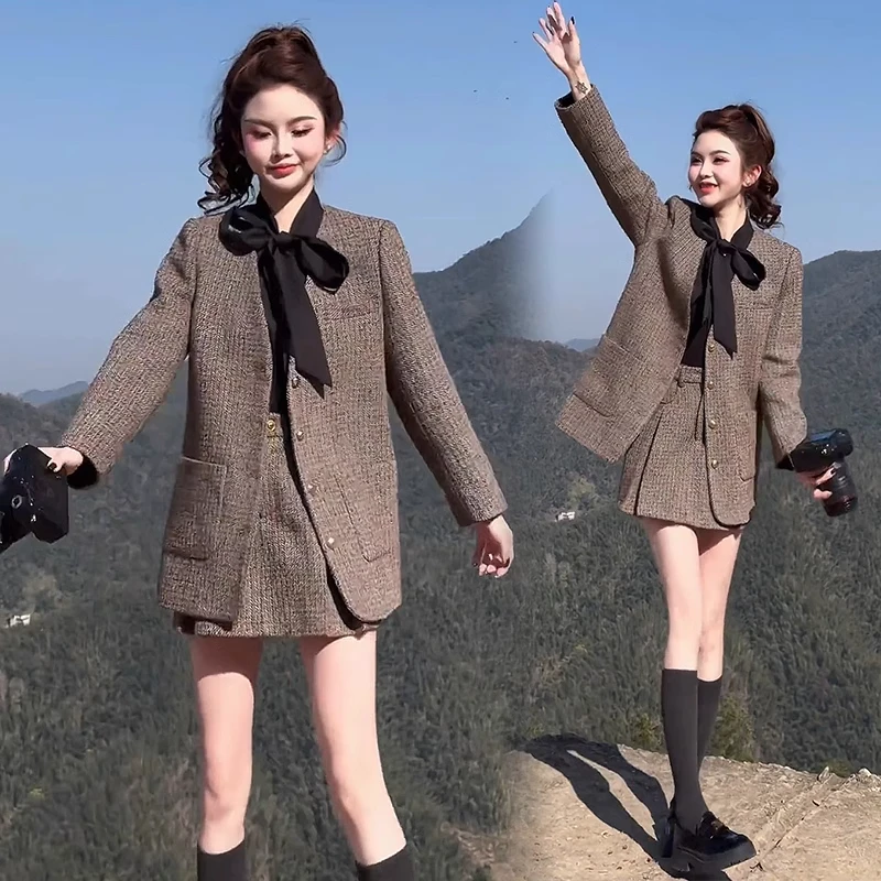 毛呢时尚套装裙女2024冬季新款洋气质小香风外套半身裙短裙两件套
