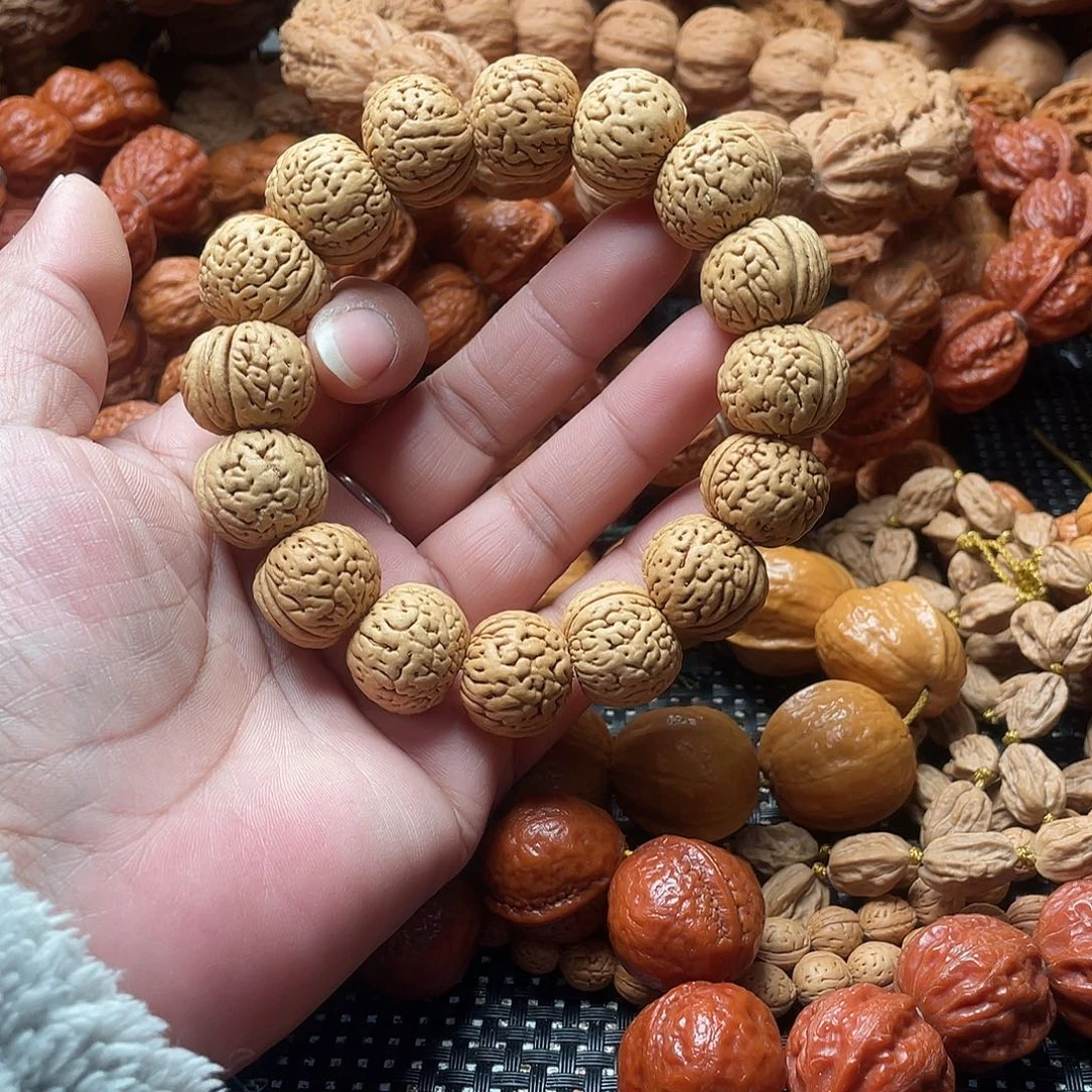 文玩核桃手串桃核
