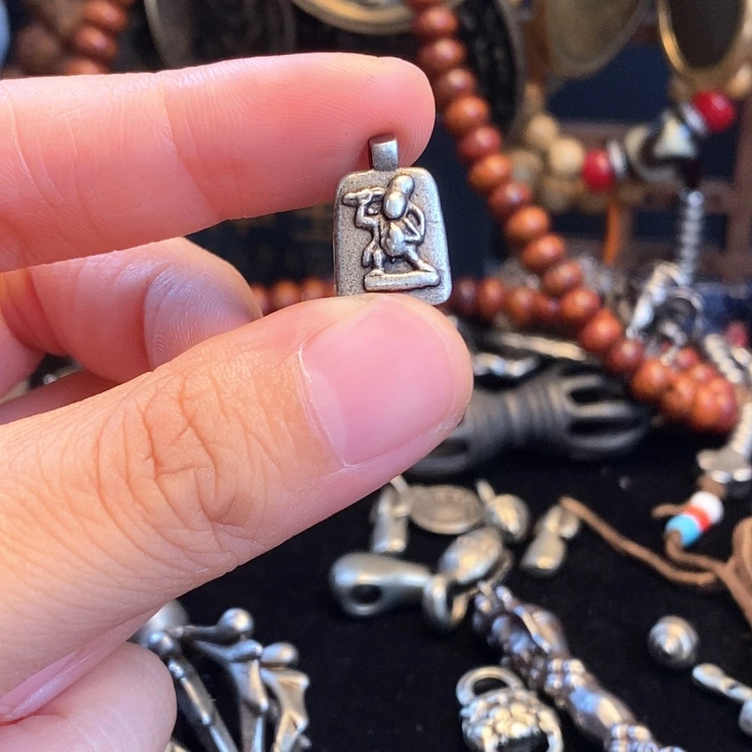 E***e88888888888888888888