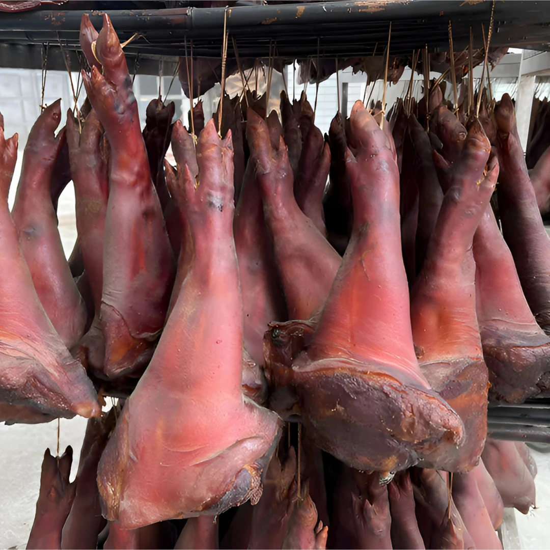 4斤-6斤腊猪脚传统柏丫烟熏