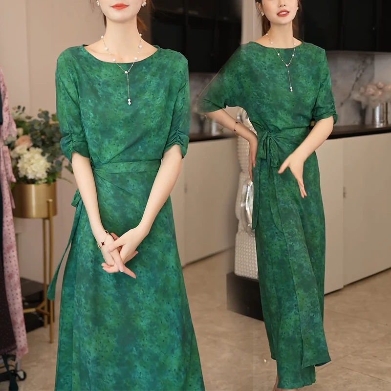 2025巨好看的夏装绿色清新连衣裙女装法式多巴胺名媛风情万种裙子