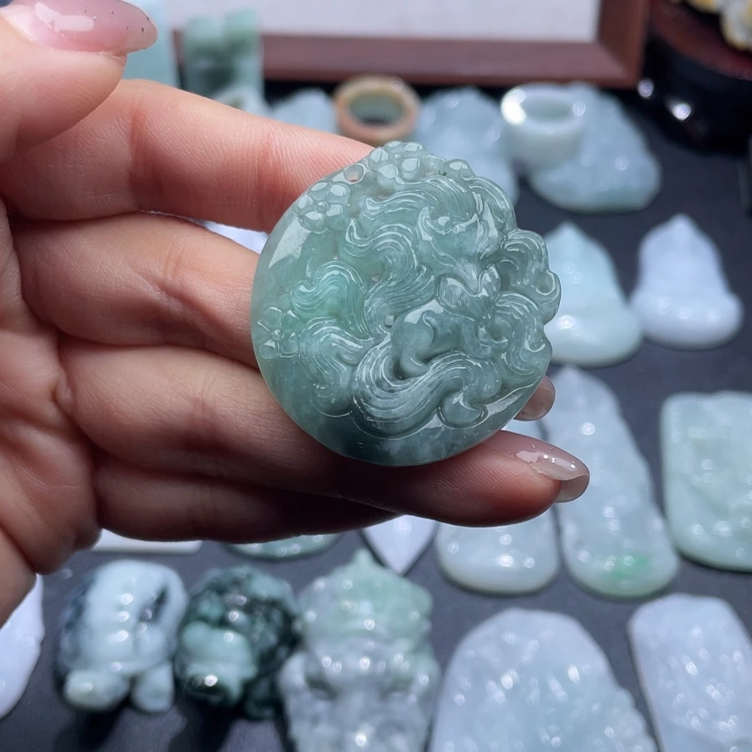 翡翠未镶嵌颈饰翡翠