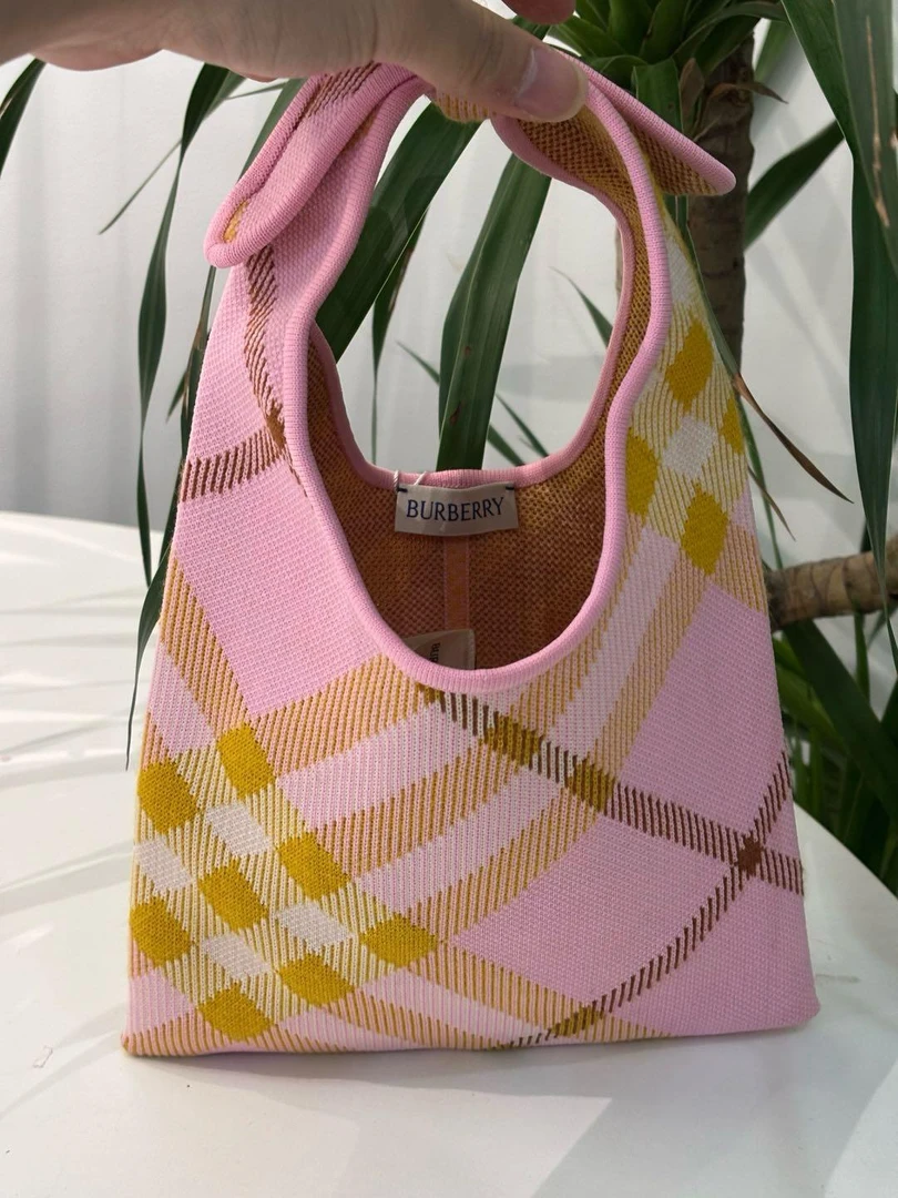 95新 BURBERRY/博柏利 粉色格纹手提包44116919