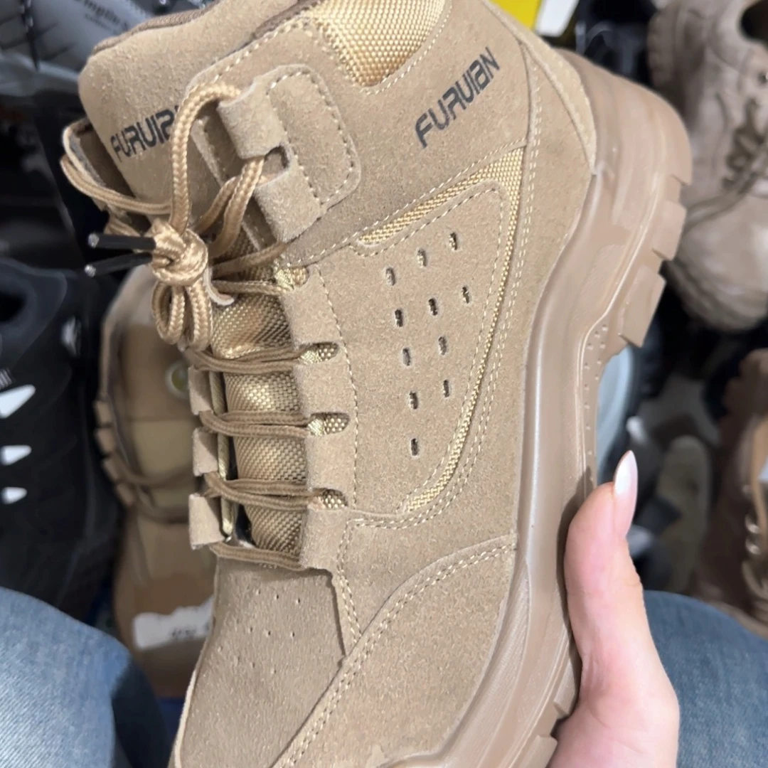 43码卡其翻毛牛皮马丁靴