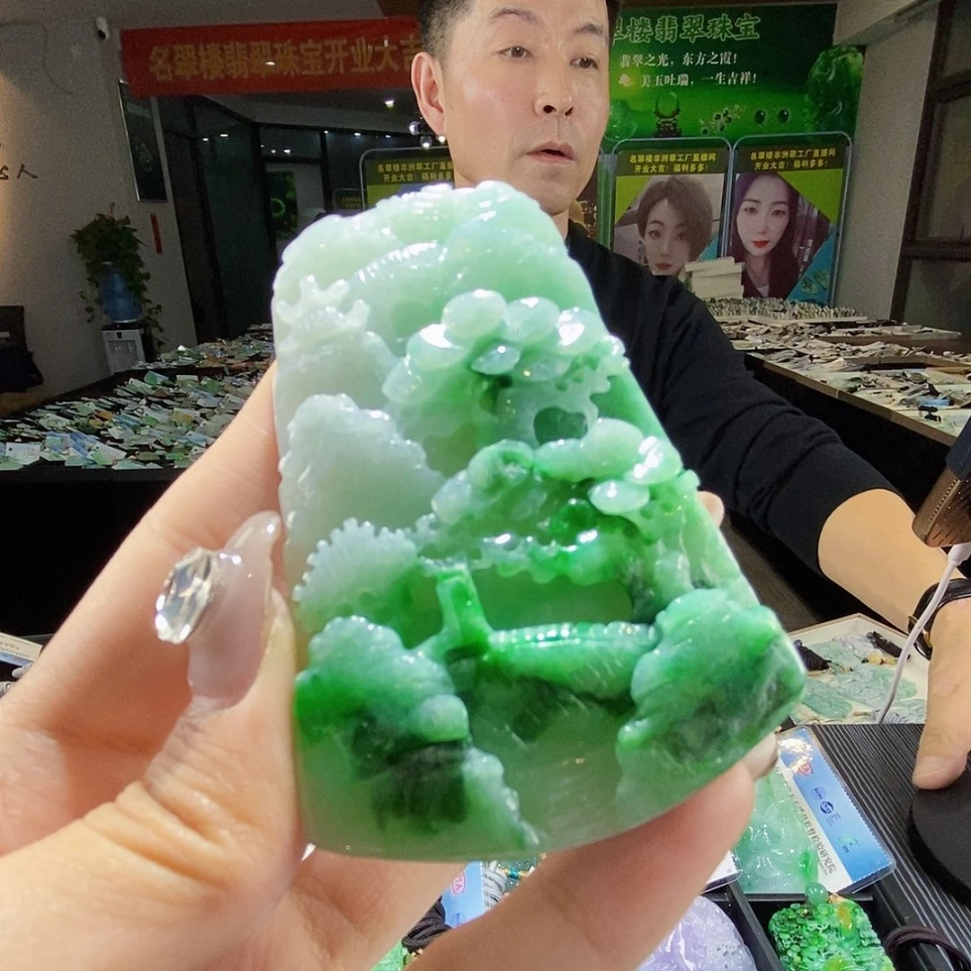 颈饰未镶嵌翡翠翡翠