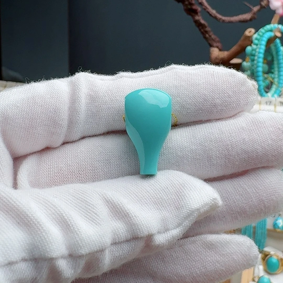 绿松石未镶嵌颈饰配饰