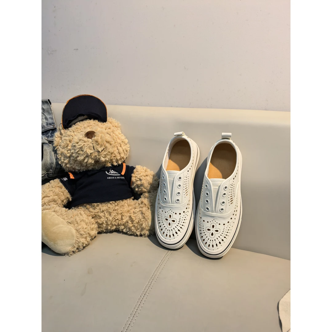 老王甄选 夏季新款 时尚百搭真皮透气镂空款厚底玛丽珍鞋