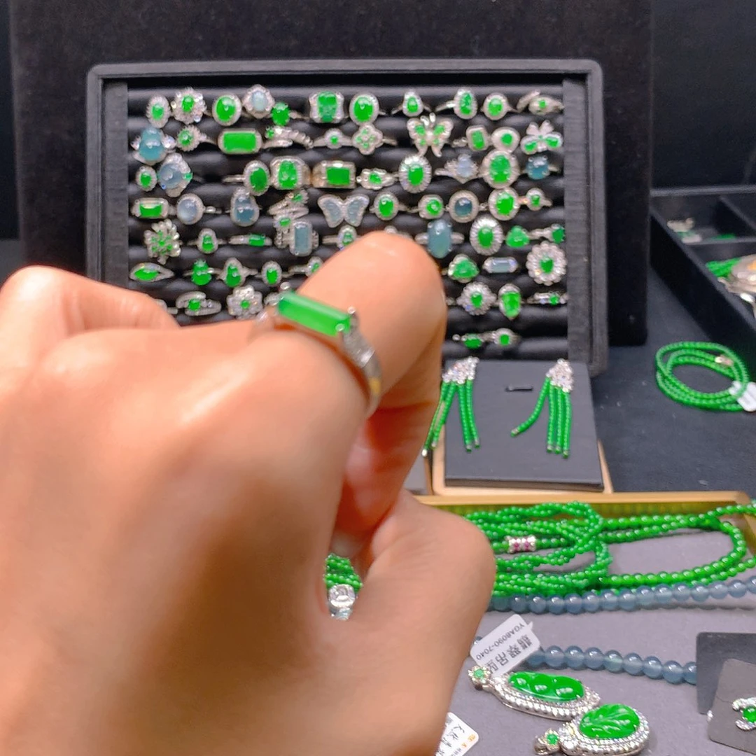 翡翠未镶嵌耳饰天然翡翠