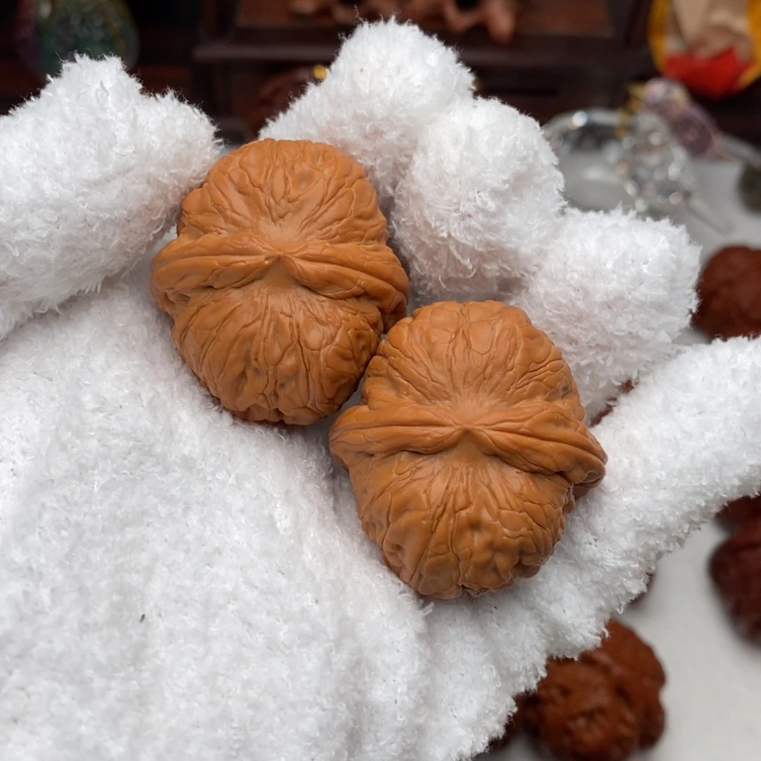 T***茶吊坠文玩核桃全品元宝