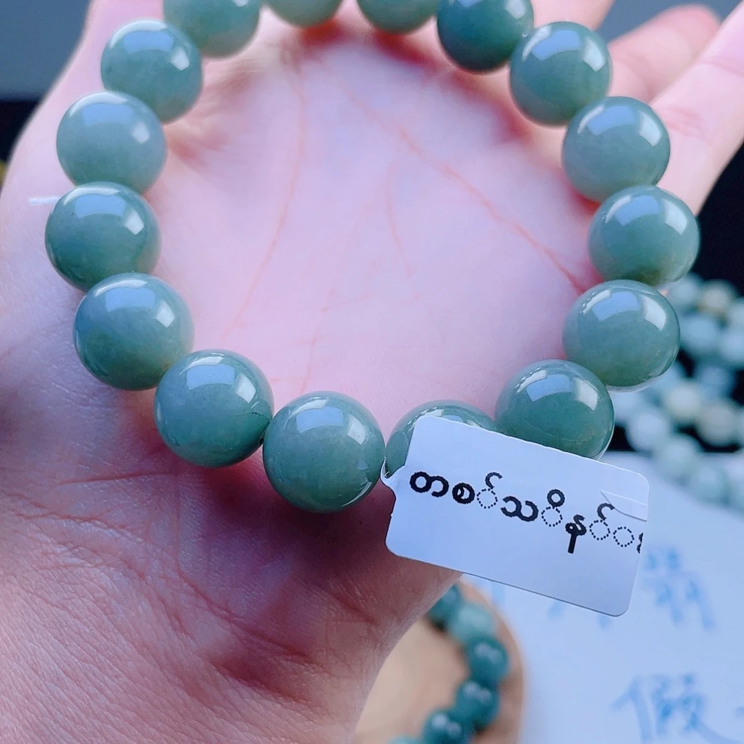 定制翡翠未镶嵌珠串