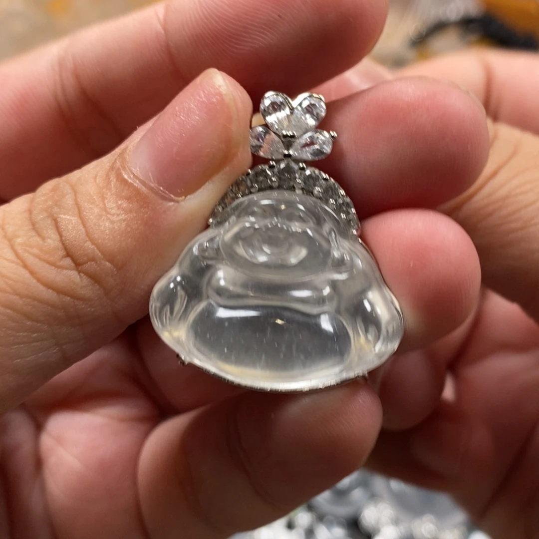 王***喵石英质玉银S925镶嵌颈饰佛公