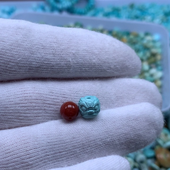 南红玛瑙未镶嵌珠宝奇石