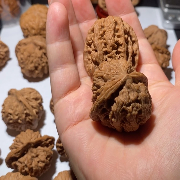 文玩核桃把件丑将军