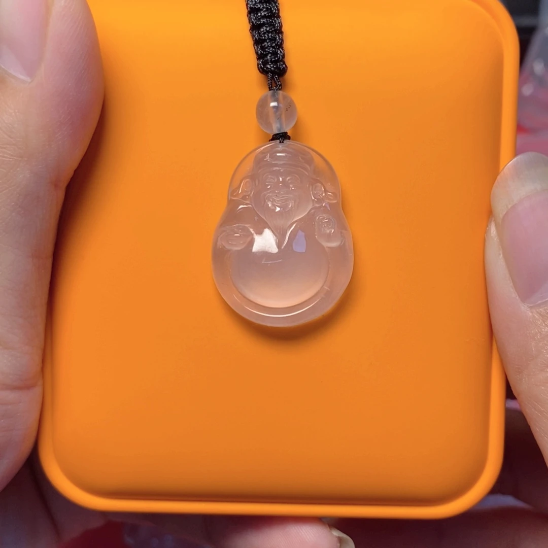 石英质玉未镶嵌颈饰