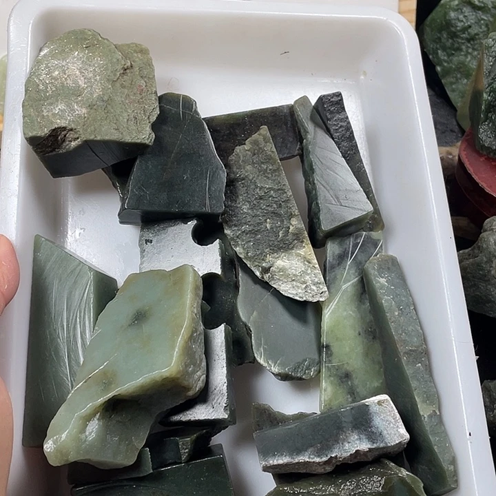 和田玉未镶嵌珠宝半成品