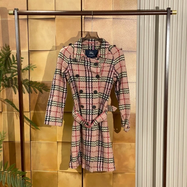 95新 BURBERRY/博柏利 粉色双排扣格纹大衣/UK10码/98新/23640