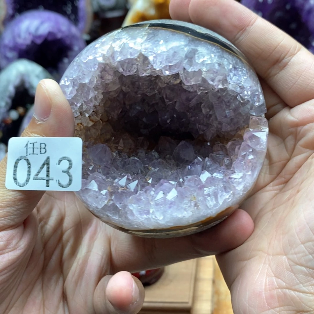 未镶嵌大型摆件（非配饰）水晶