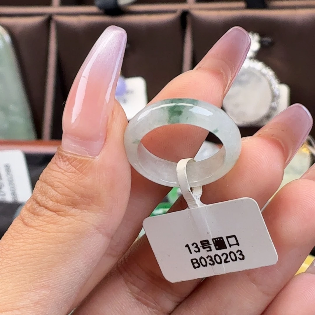 翡翠未镶嵌戒指翡翠戒指