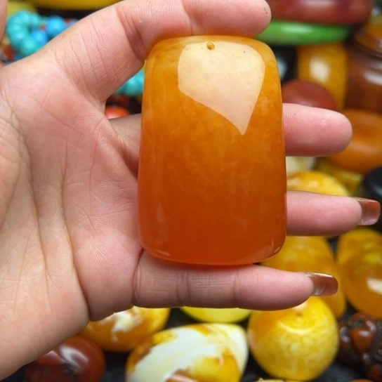琥珀手串未镶嵌蜜蜡