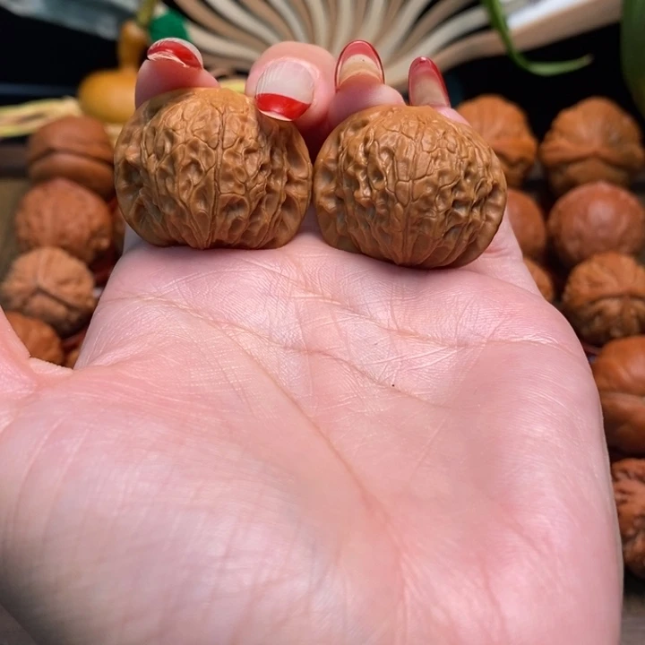 万****文玩核桃把件小红帽