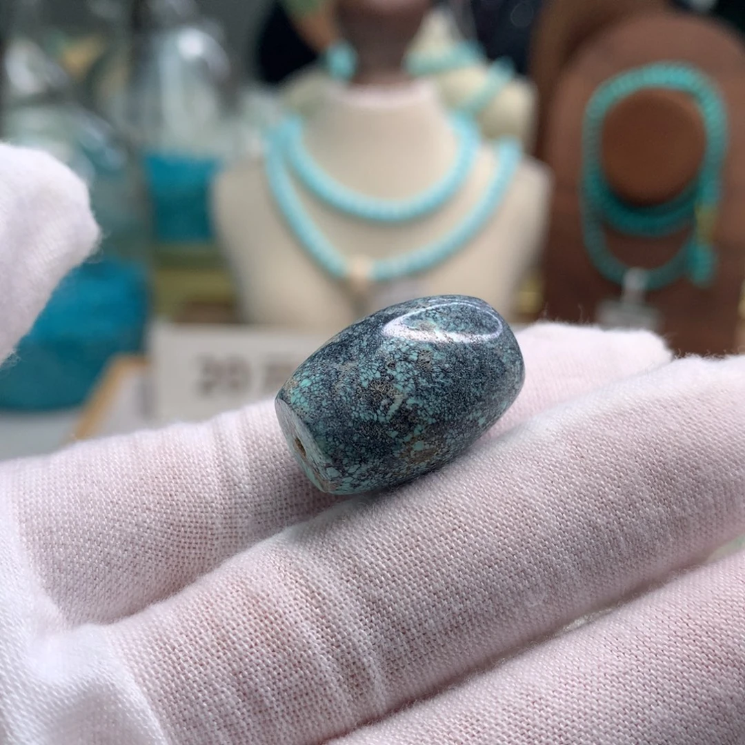 绿松石未镶嵌饰品